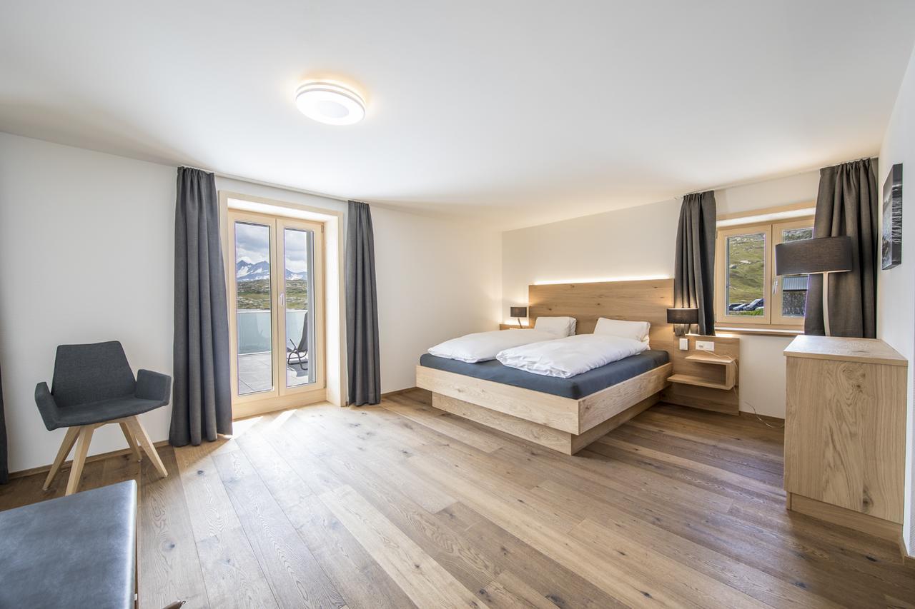 Hotel Grimsel Passhoehe Oberwald Dış mekan fotoğraf